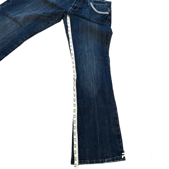 9.8 Women’s Bootcut Jeans with Embroidered Embellishments Size 15 - Picture 8 of 10